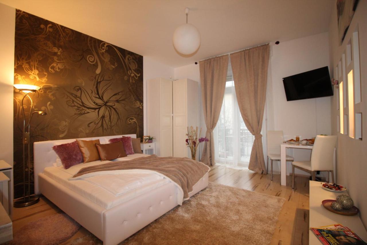 Amber Dream Lägenhet Budapest Exteriör bild